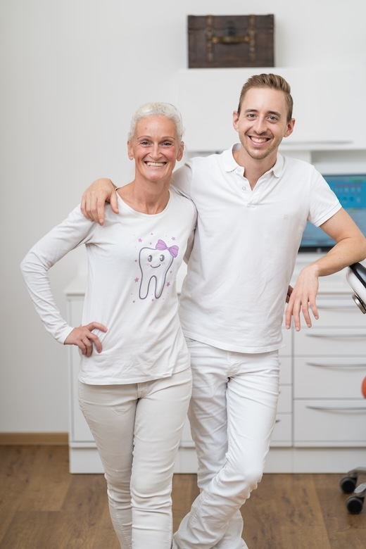 Zahnarzt Privat Wien Team Dr. Hallmann